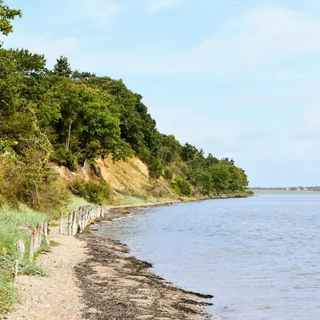 Holiday home Tranquil Nature Escape-by Traum *